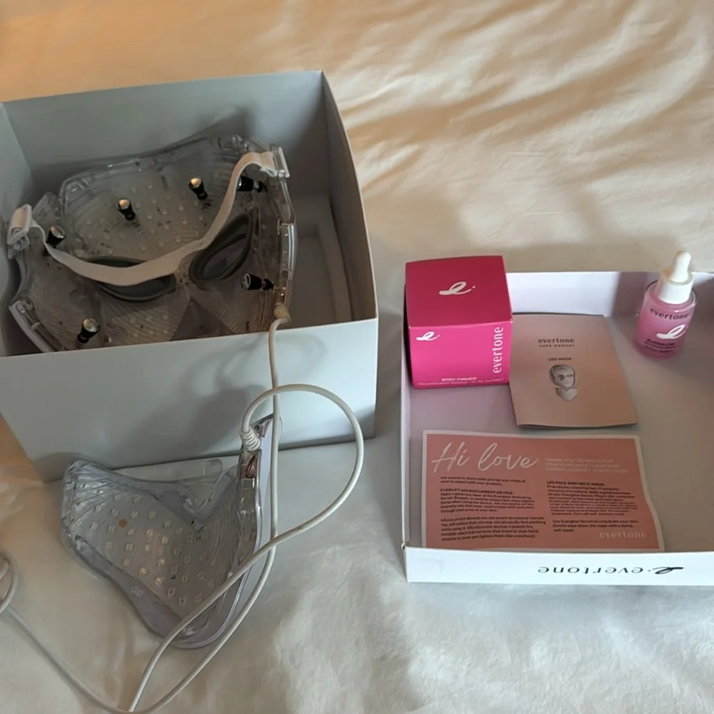 Great used condition, Evertone OMNIGLOW LED FACE & Neck mask. 7 LED colors - Picture 5 of 12